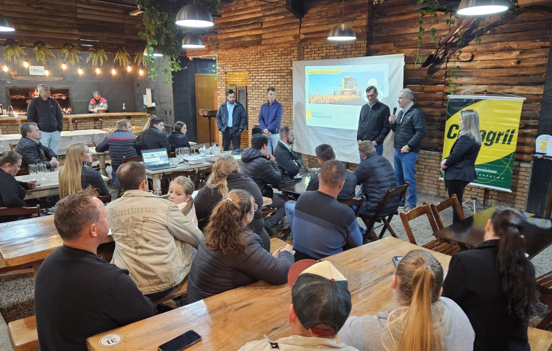 Jovens da Copagril recebem premia&ccedil;&atilde;o do Concurso de Produtividade Agr&iacute;cola da ACJC