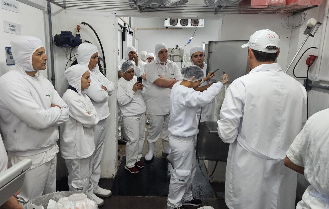 Supermercados Copagril promovem curso de formação de açougueiros em parceria com Senac e Sescoop/PR