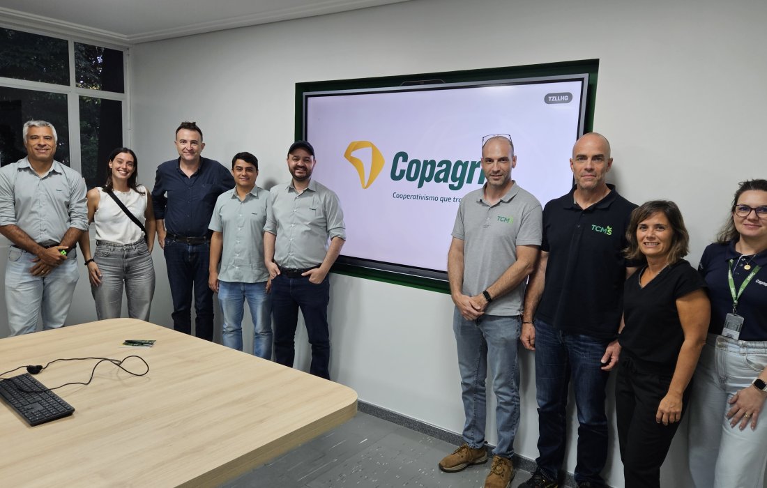 Comitiva da Espanha visita a Copagril para conhecer a formulação das rações na suinocultura