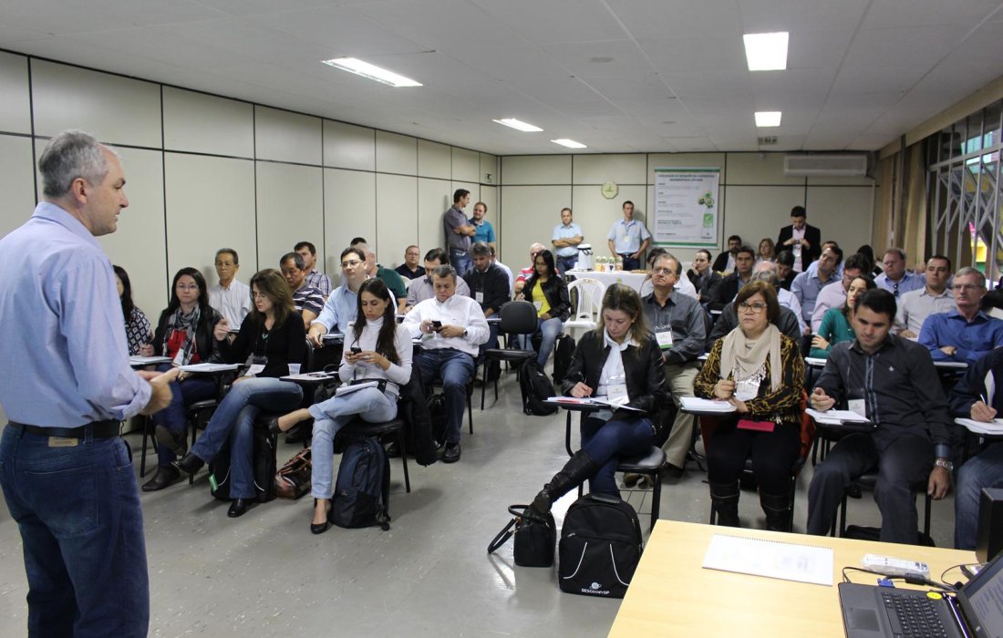 Copagril recebe representantes de 17 cooperativas de S&atilde;o Paulo