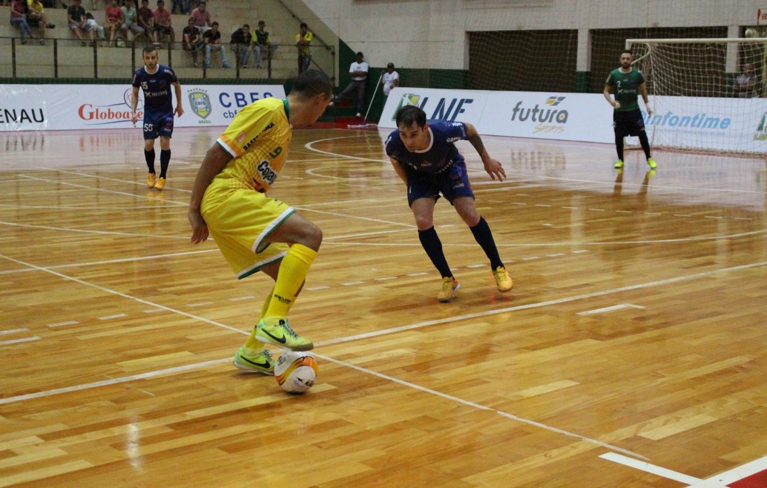 Copagril Futsal empata com Blumenau em 3x3