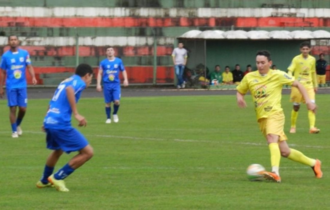 AACC vence Gr&ecirc;mio Aimor&eacute; e fica a um empate do t&iacute;tulo do Campeonato de Futebol Amador