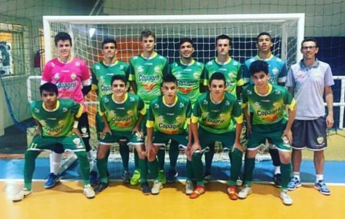 Sub-17 da Copagril garante a vaga para a 2&ordf; fase da Ta&ccedil;a Paran&aacute;