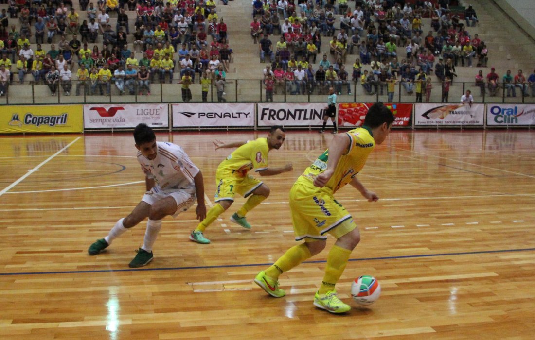 Jogo termina empatado em 3x3 contra o S&atilde;o Lucas de Paranava&iacute;
