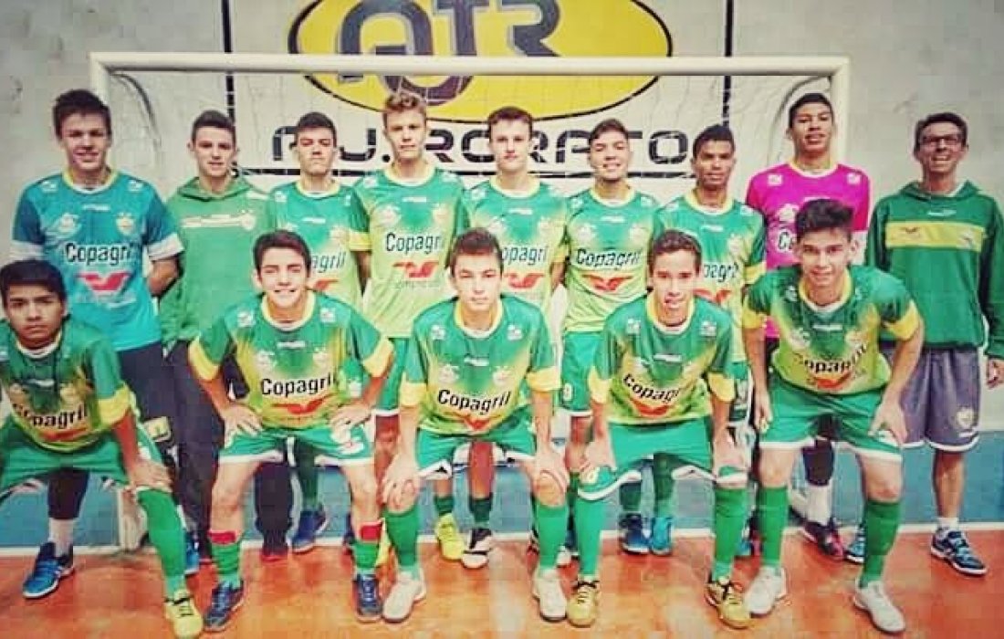 Equipe Sub-17 disputa em casa a fase final da Ta&ccedil;a Paran&aacute;