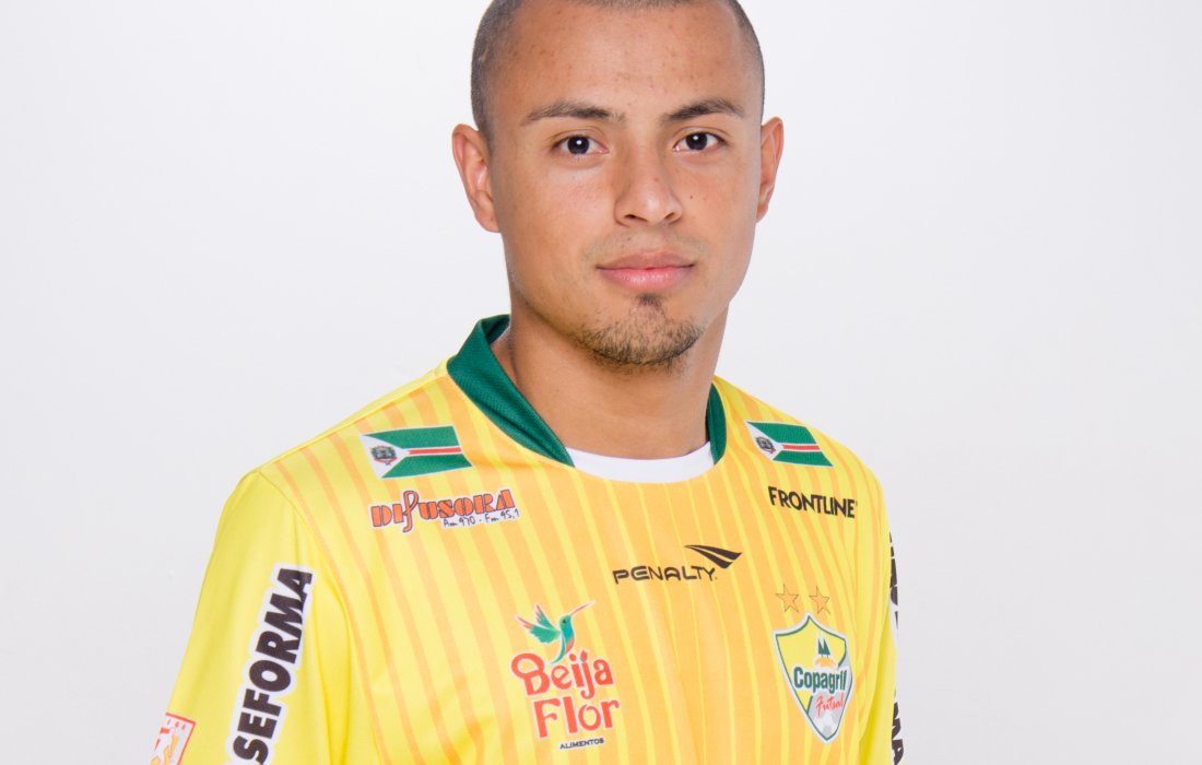Renovado contrato com jogador Barbosinha