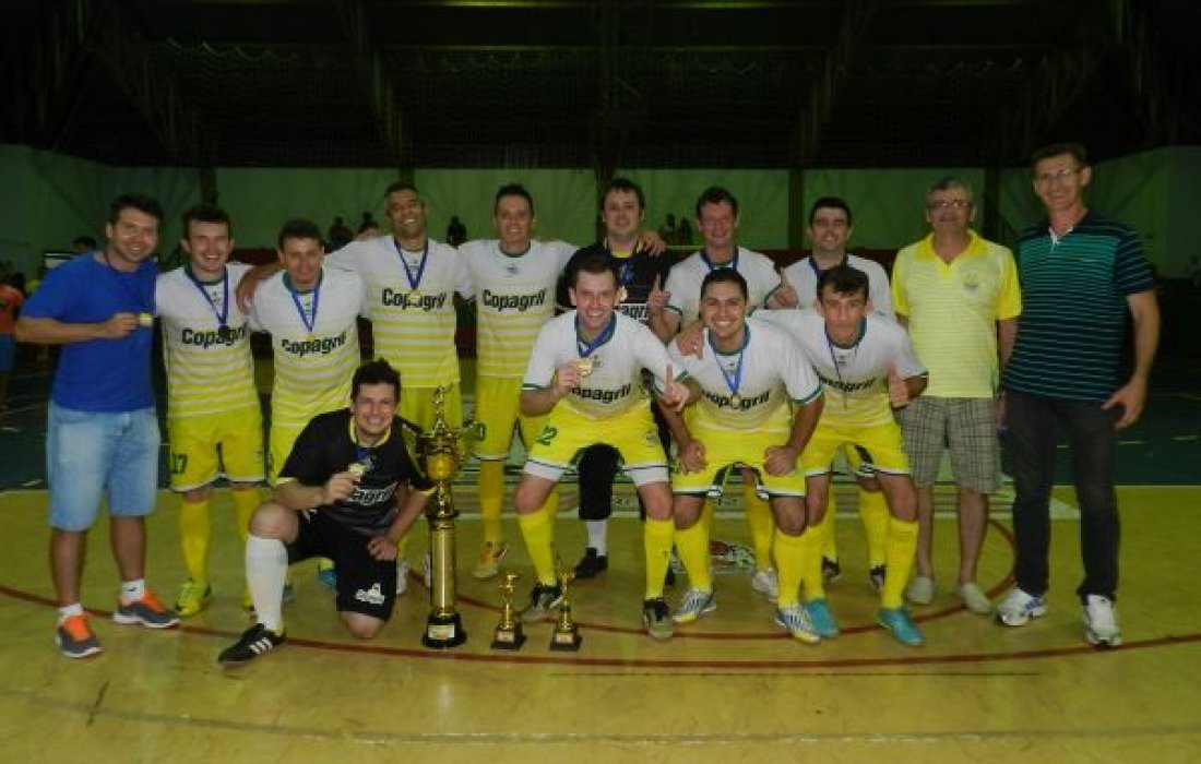 AACC vence Copagril Sub-17 e conquista o Municipal de Futsal 2015