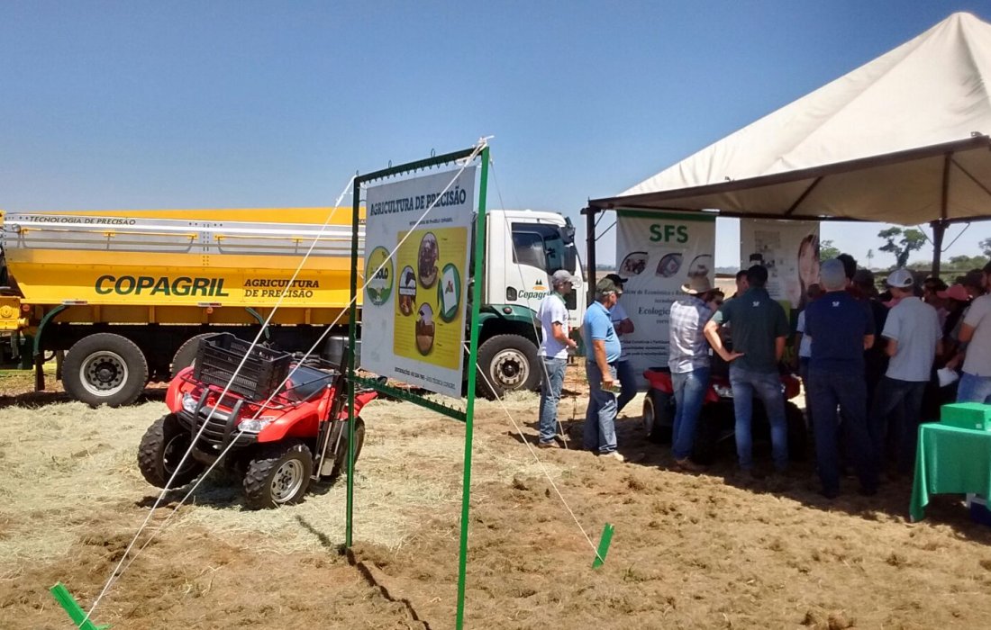 Produtores conhecem programa de corre&ccedil;&atilde;o e aduba&ccedil;&atilde;o de solo da Copagril