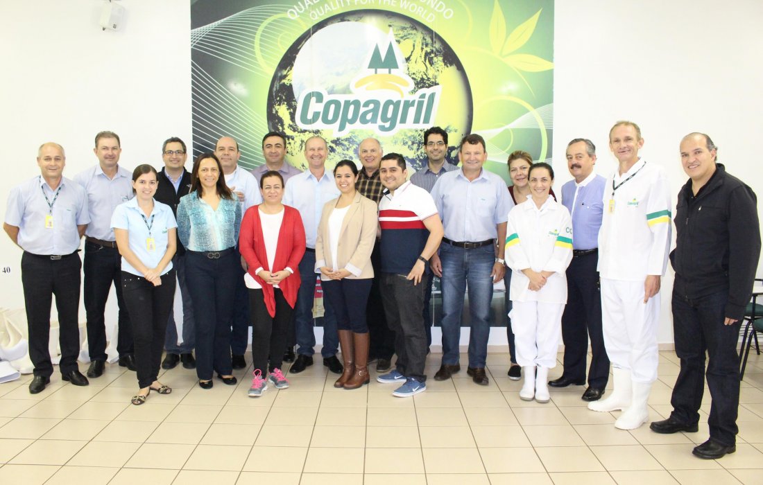 Empres&aacute;rios do M&eacute;xico visitam Ind&uacute;stria de Aves Copagril