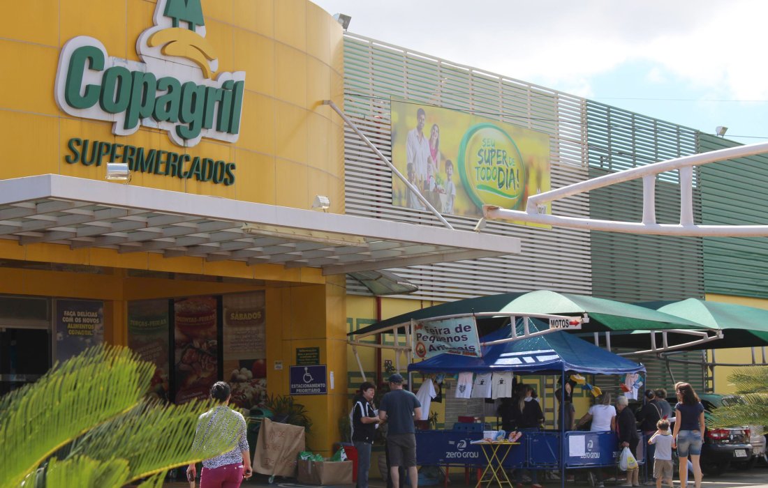 Supermercado Copagril sedia Feira de Ado&ccedil;&atilde;o de Pequenos Animais
