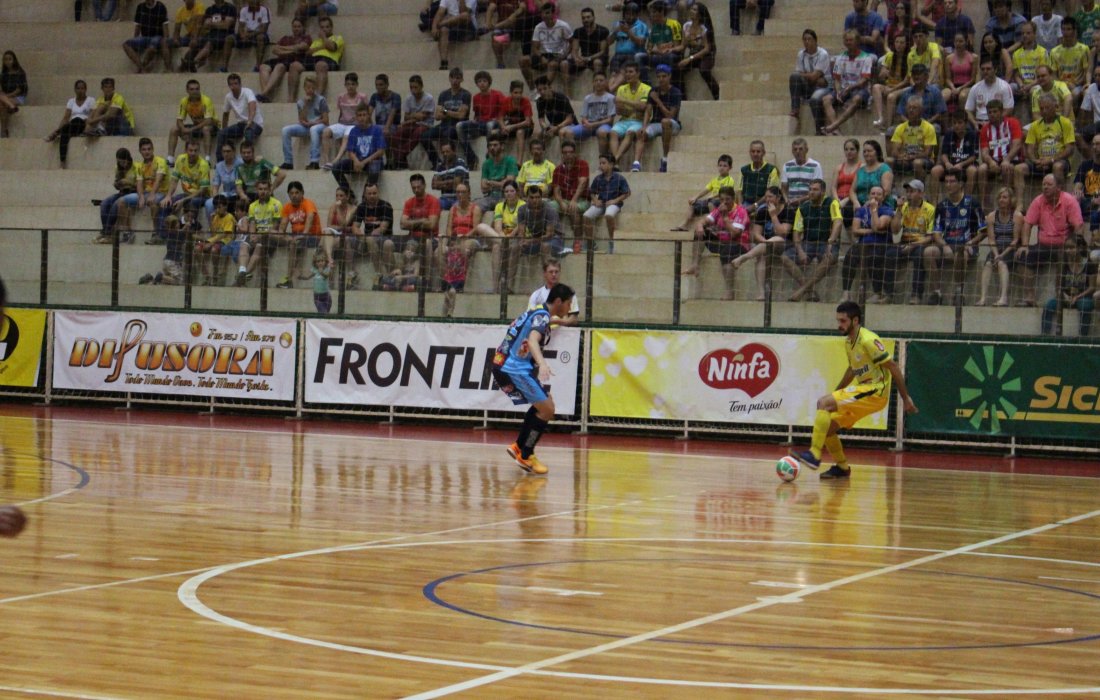 Copagril Futsal vence cl&aacute;ssico paranaense
