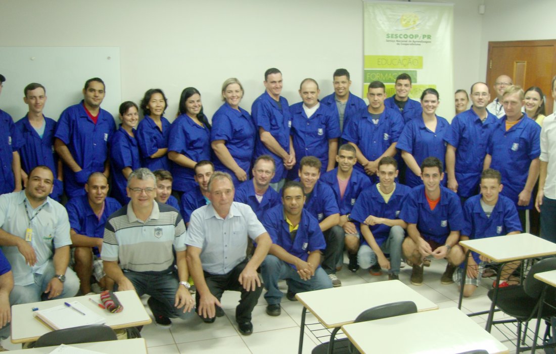 Funcion&aacute;rios da Copagril participam de Curso de Eletromec&acirc;nica