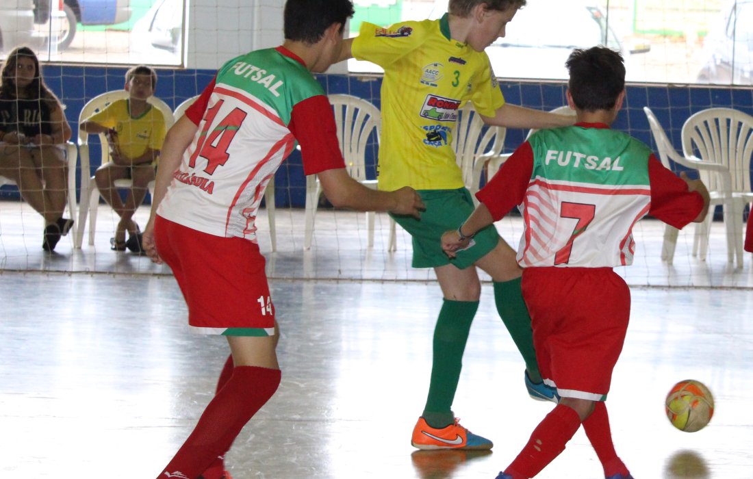 Equipes das Escolinhas da AACC estreiam s&aacute;bado na Copa Friella