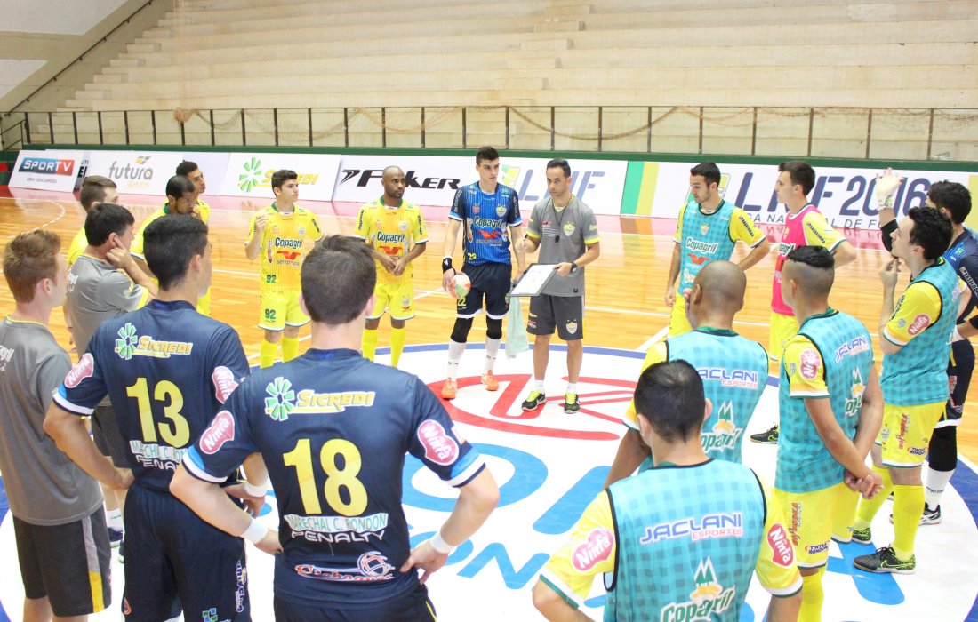 Copagril Futsal encara o Caramuru nesta sexta-feira pela S&eacute;rie Ouro