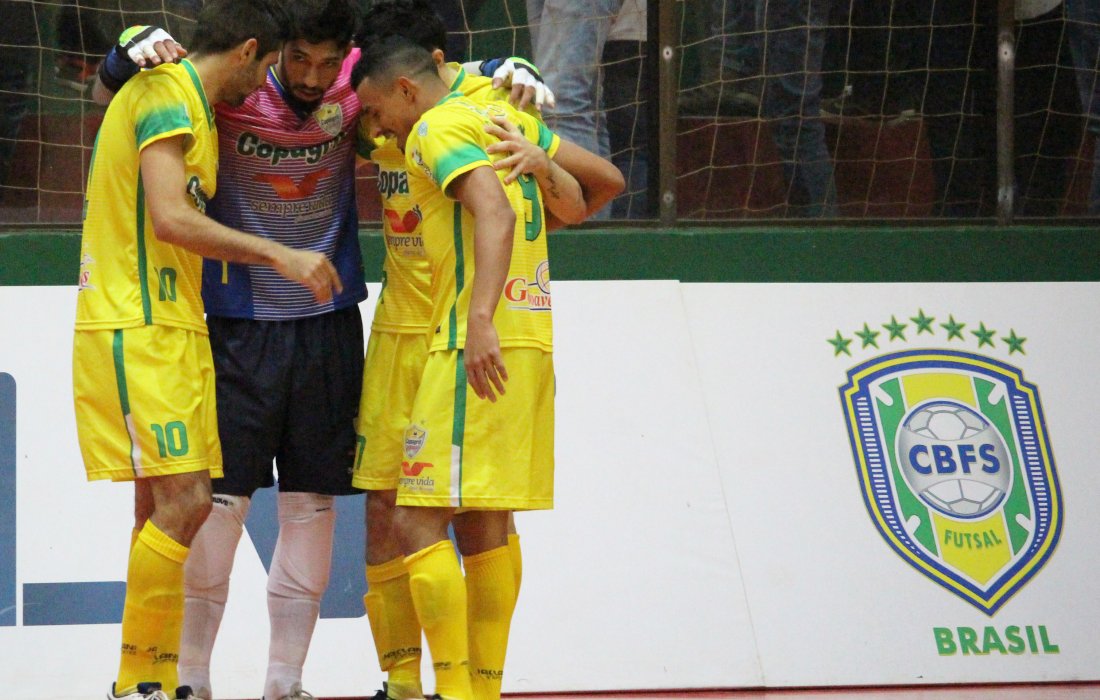 Copagril enfrenta Jaragu&aacute; na reta final da primeira fase da Liga 2016