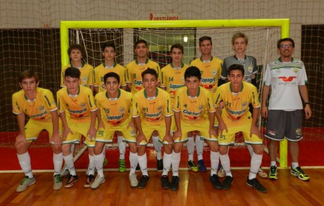 Equipe da Copagril Sub-17 est&aacute; na final da Copa Kids 2016