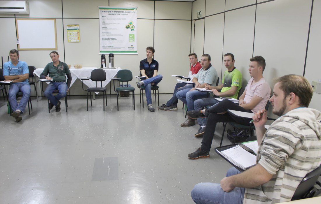 Comit&ecirc;s de Jovens da Copagril definem cronograma de eventos