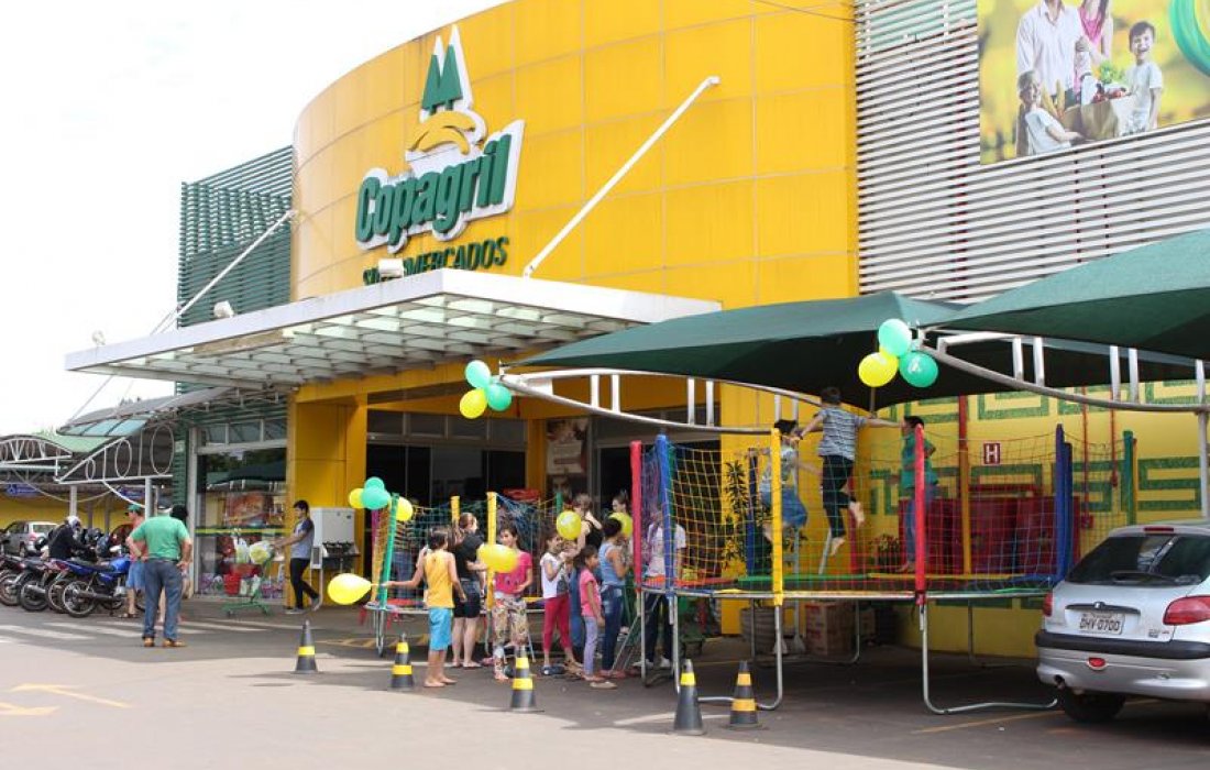 Crian&ccedil;as comemoram seu dia nos Supermercados Copagril