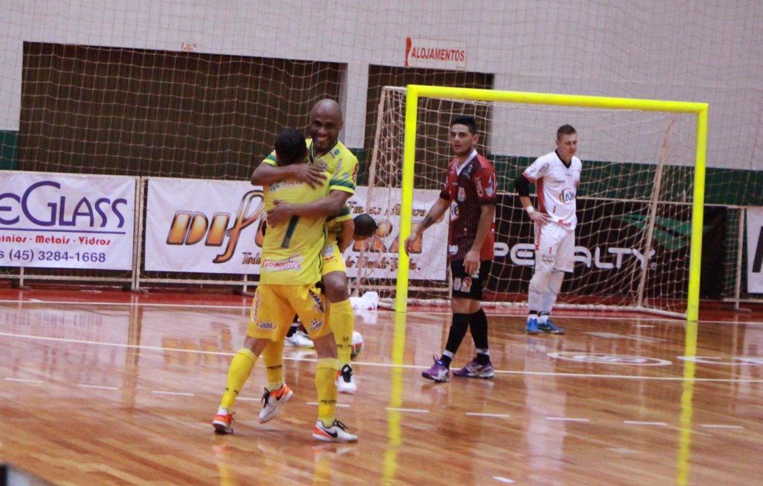 Copagril derrota o Guarapuava e assume a lideran&ccedil;a do grupo na Chave Ouro