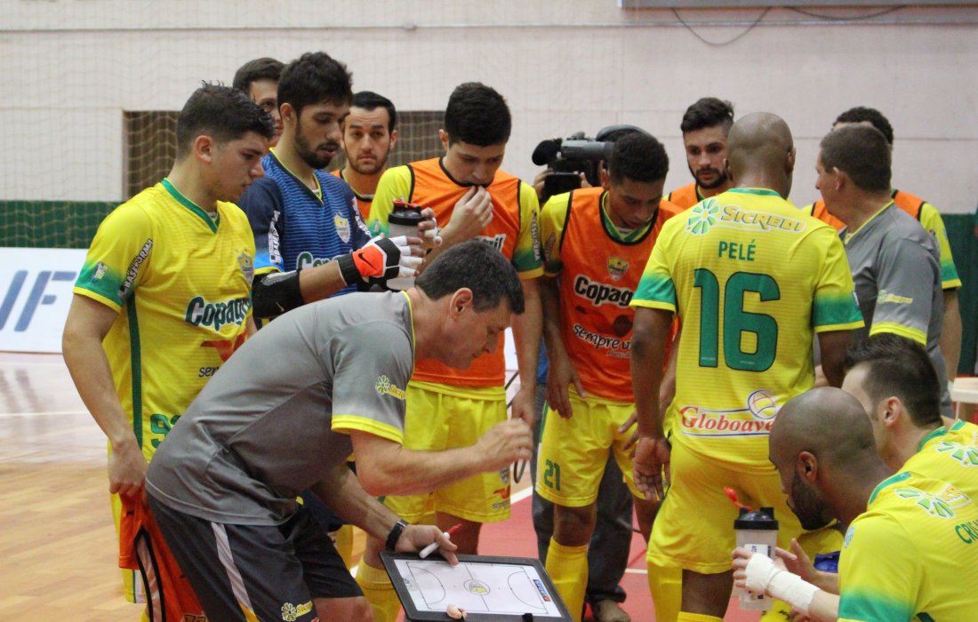 Copagril enfrenta o Paranava&iacute; nesta ter&ccedil;a pela Chave Ouro do Paranaense