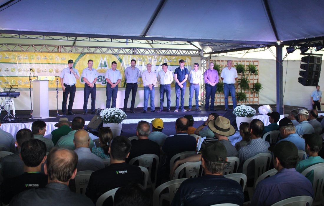 Dia de Campo Copagril &eacute; aberto com presen&ccedil;a de autoridades