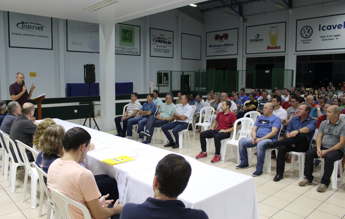 AACC realiza assembleia geral e elege nova diretoria