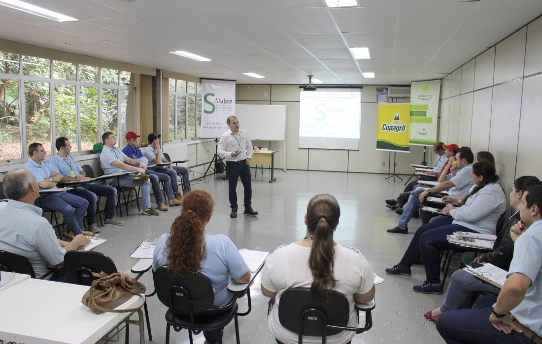 Preven&ccedil;&atilde;o de acidentes &eacute; foco de treinamento de funcion&aacute;rios da Copagril