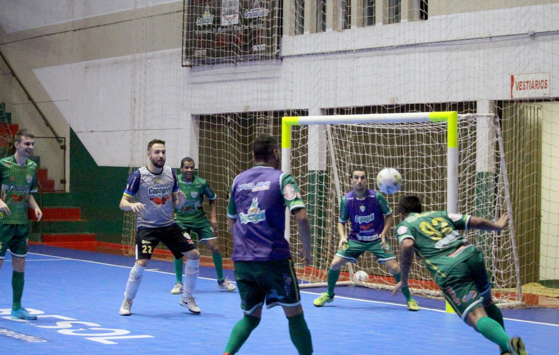 Copagril Futsal recebe Assoeva para confronto da Liga Nacional