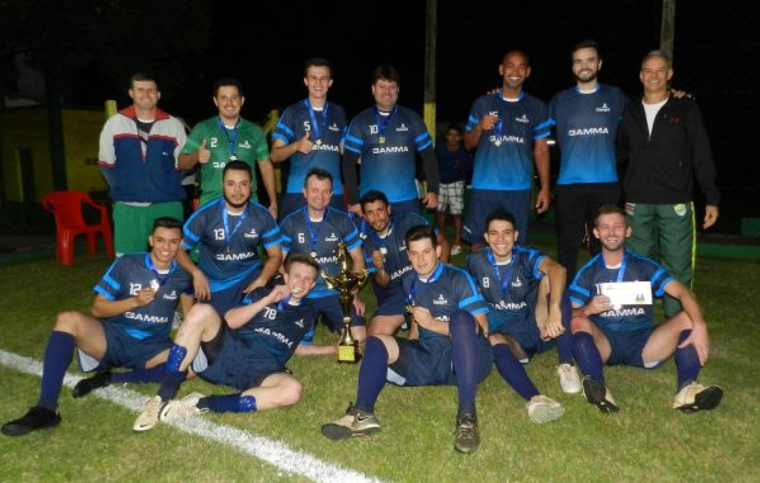 A Loja Sede &eacute; a campe&atilde; do Campeonato Interno de Futebol Su&iacute;&ccedil;o da AACC 2017