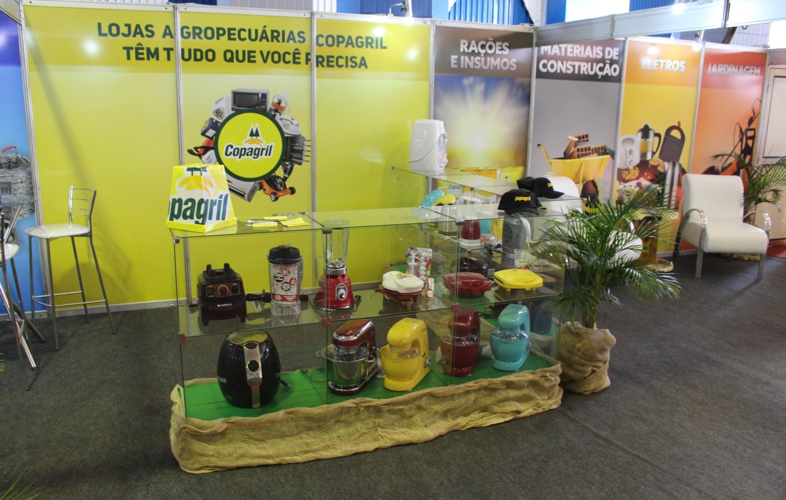 Copagril marca presen&ccedil;a na Festa do Munic&iacute;pio de Entre Rios do Oeste