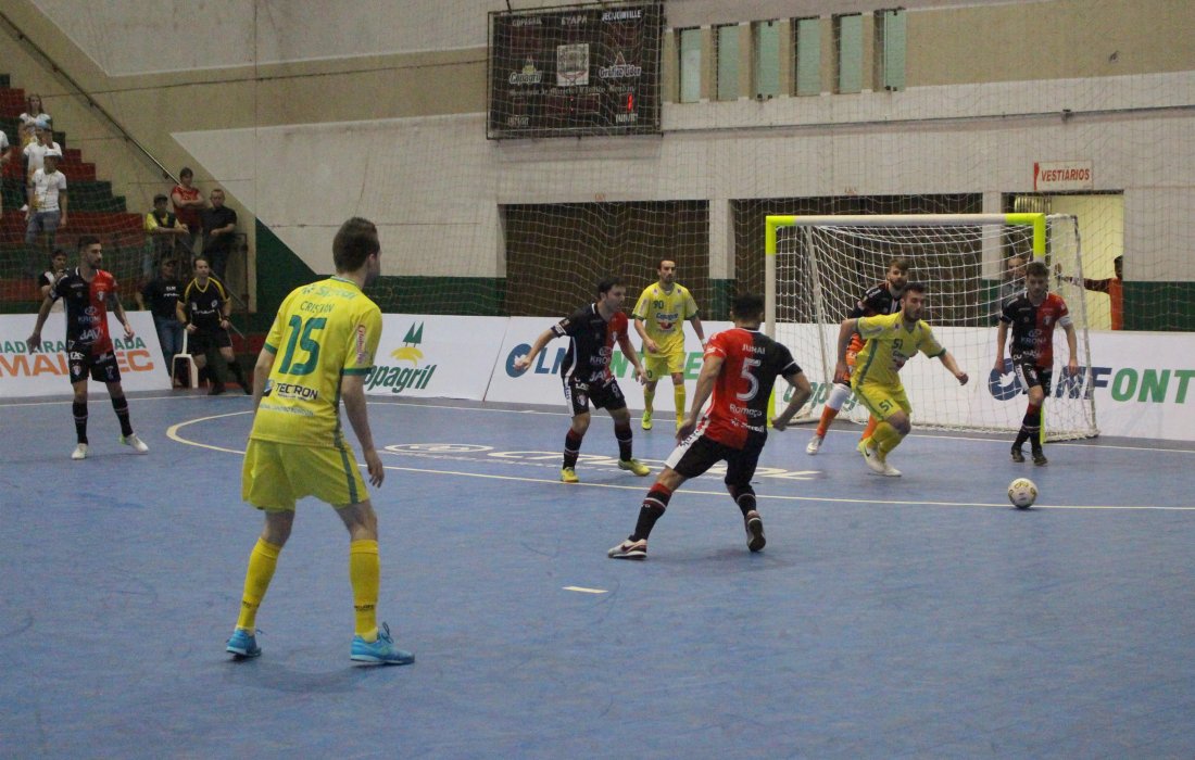 Copagril Futsal empata com Joinville e ocupa o sexto lugar na tabela da Liga Nacional