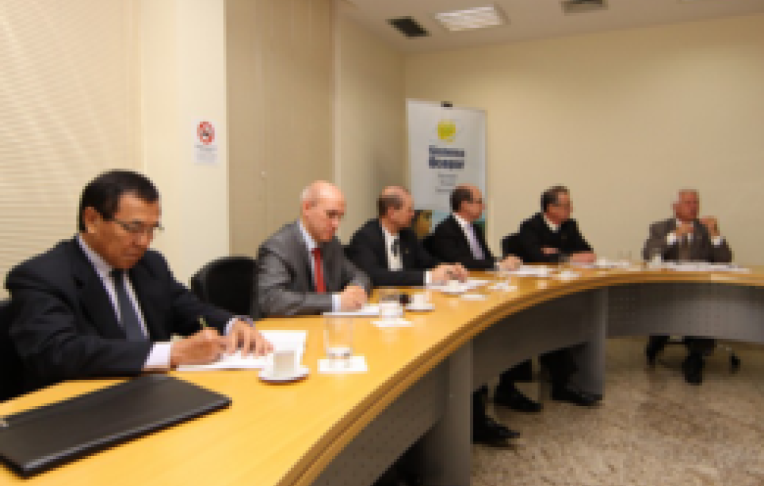 SISTEMA OCEPAR: Diretores participam de reuni&atilde;o ordin&aacute;ria