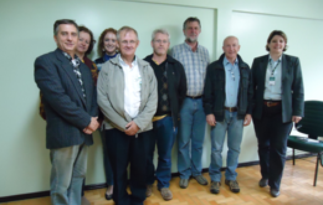 SENAR: REUNI&Atilde;O DEFINE PLANEJAMENTO 2013