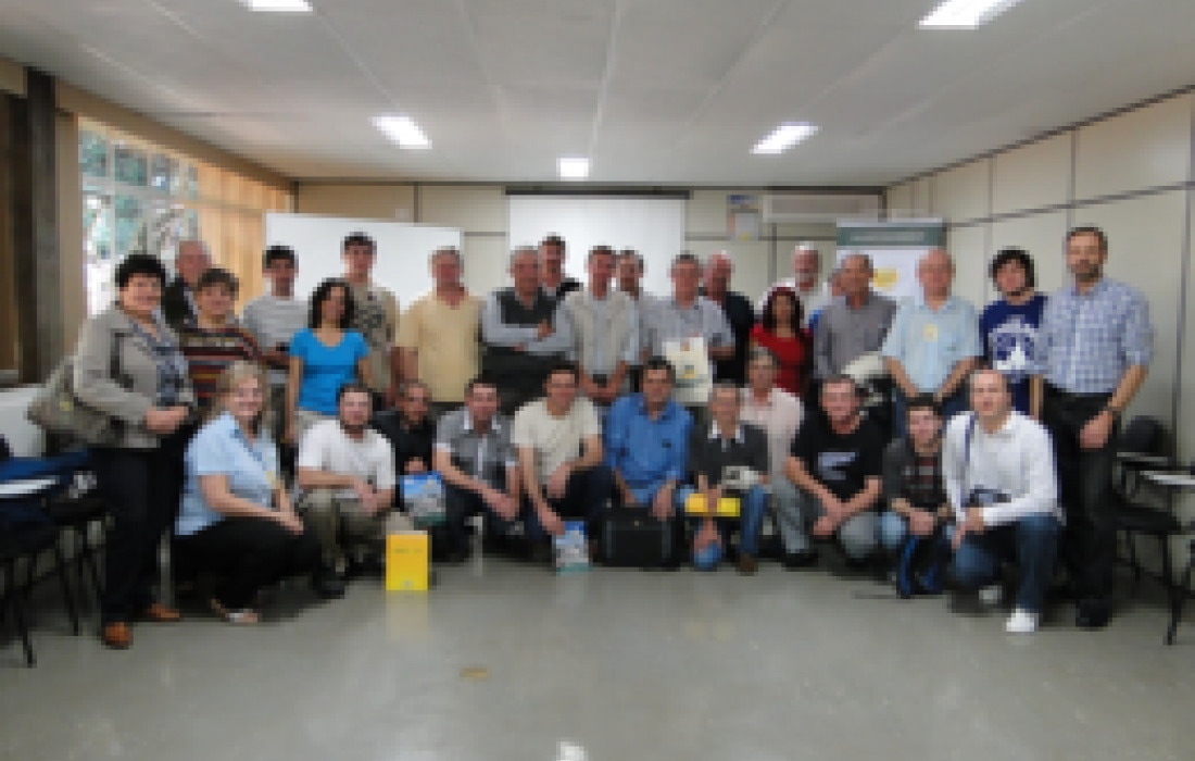 Produtores argentinos visitam a Copagril                              