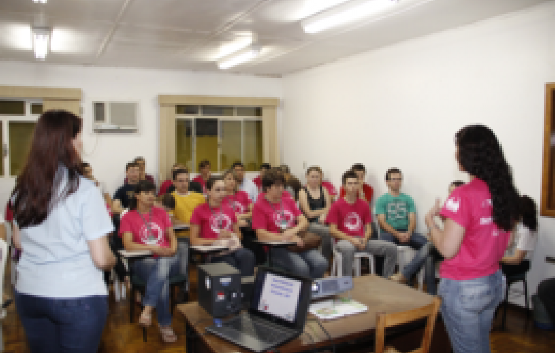 Funcion&aacute;rios dos Supermercados Copagril participam de treinamentos                              