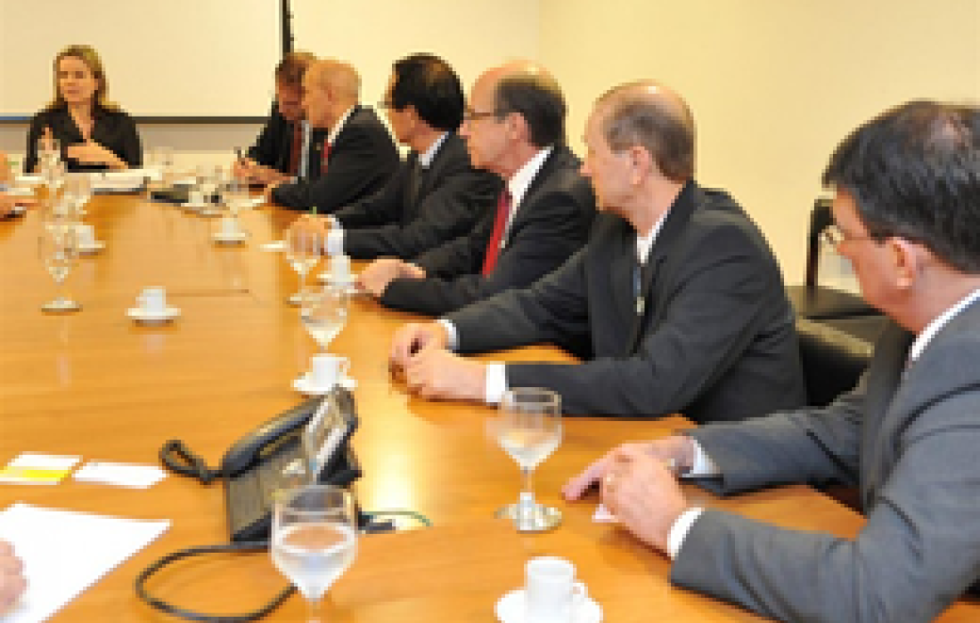 Diretoria da Ocepar se re&uacute;ne com a ministra Gleisi Hoffmann                                         