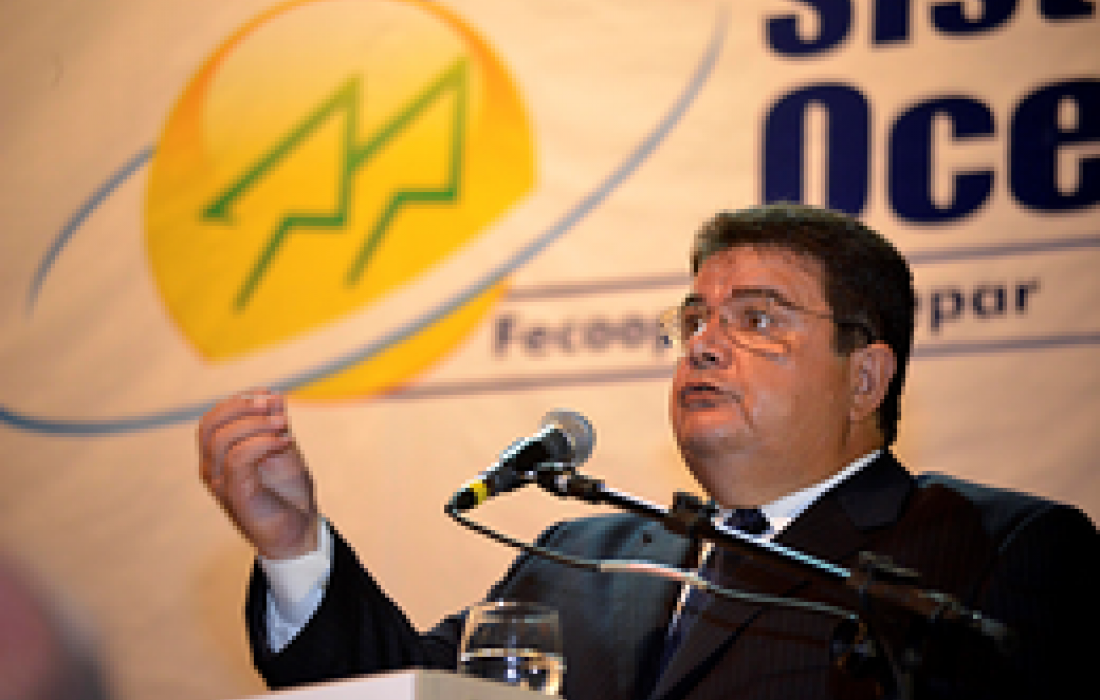 Cooperativismo busca pr&ecirc;mio Nobel da Paz                              