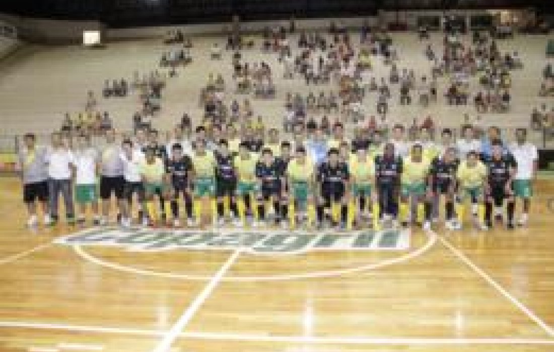 Copagril/Sempre Vida/Dalponte/MCR Futsal realizou primeiro amistoso                            
