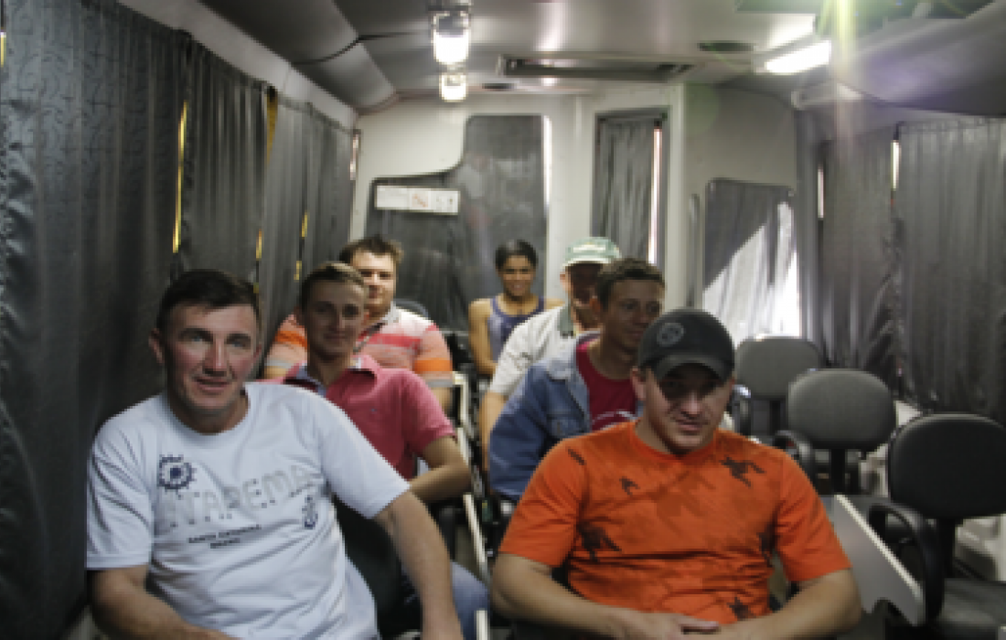 &Ocirc;nibus da Petrobras volta &agrave; Copagril para novo treinamento