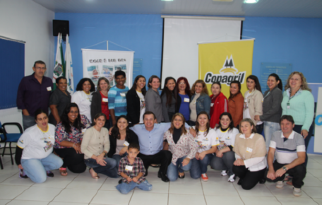 Capacita&ccedil;&atilde;o de Professores do Programa Cooperjovem                              