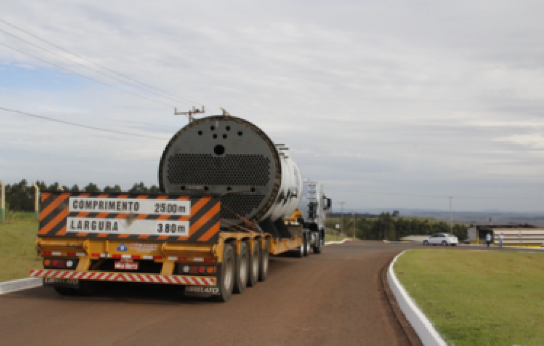 UIA recebe caldeira com capacidade de 12 mil quilos de vapor por hora                              