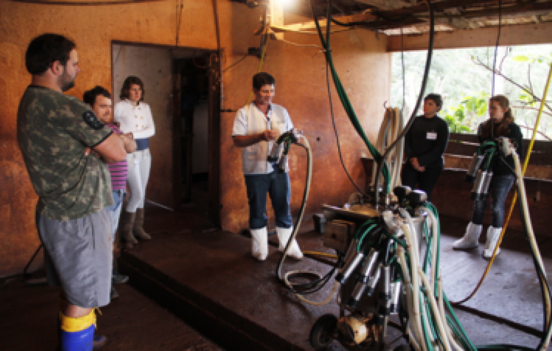 Copagril oferta curso para produtores de leite                               