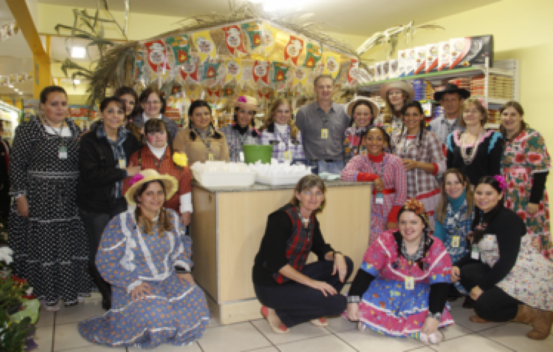 Dia de S&atilde;o Jo&atilde;o &eacute; comemorado na Copagril                              