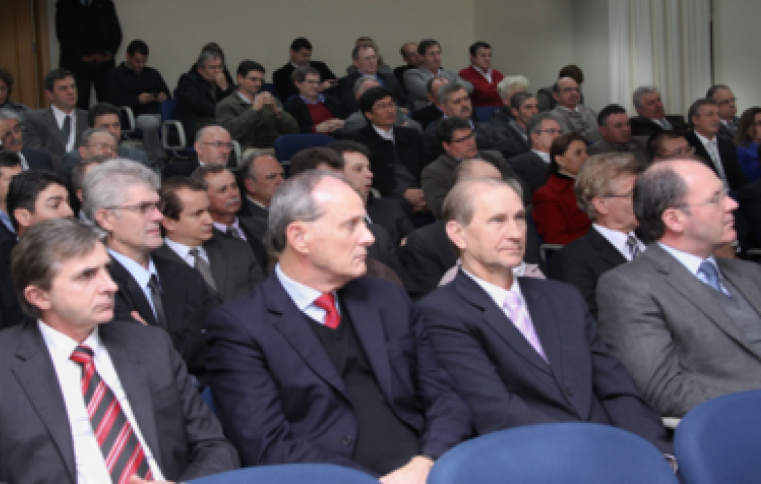 F&oacute;rum dos Presidentes das Cooperativas Paranaenses