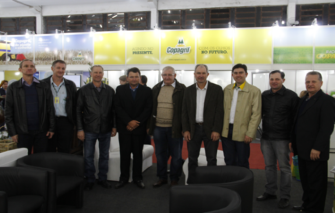 Estandes da Copagril atraem p&uacute;blico de todas as idades