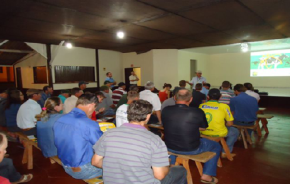 Per&iacute;odo de transi&ccedil;&atilde;o do gado leiteiro &eacute; tema de palestra, em Iguipor&atilde;