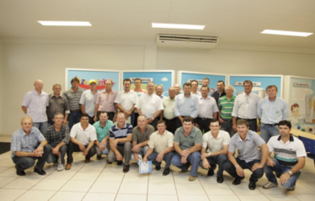 Representantes da Copagril visitam a Frimesa