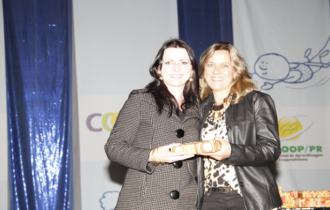 Professora do Cooperjovem na &aacute;rea de atua&ccedil;&atilde;o da Copagril conquista pr&ecirc;mio nacional 