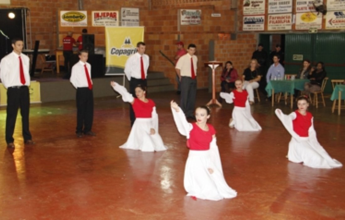  Maratona cultural da ACJC &eacute; espet&aacute;culo mais uma vez 