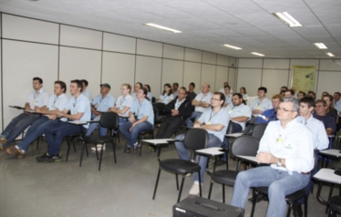  Sa&uacute;de do homem e viol&ecirc;ncia no tr&acirc;nsito s&atilde;o tema do Agosto Azul na Copagril